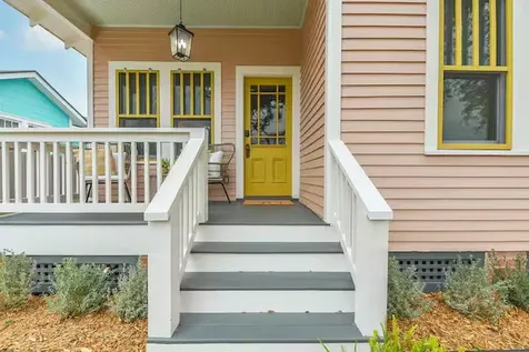4616 Avenue O 1/2 Galveston TX 77551