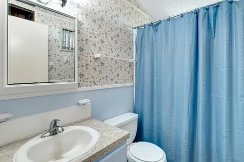 293 County Road 406 Edna TX 77957