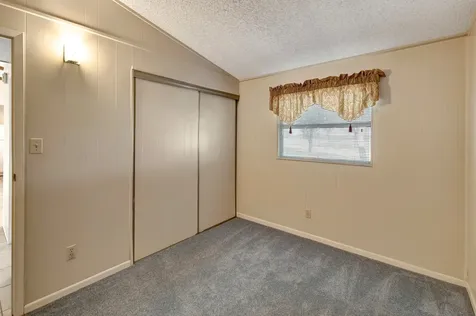 293 County Road 406 Edna TX 77957