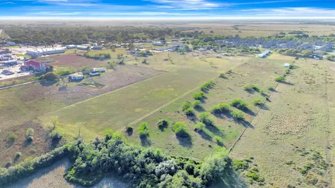 293 County Road 406 Edna TX 77957