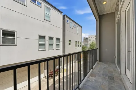 2208 Holman Street Houston TX 77004