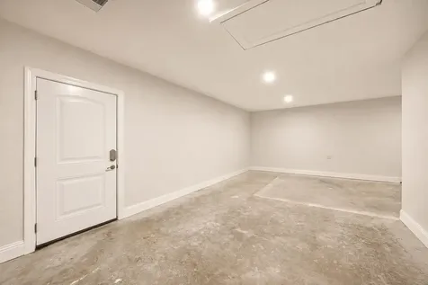 5 Tree Frog Drive Houston TX 77074