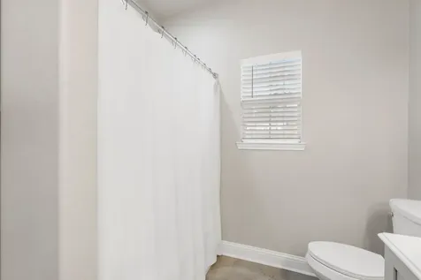 413 E Spruce Street Huntington TX 75949