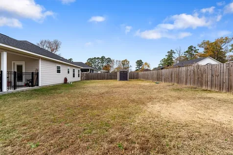 413 E Spruce Street Huntington TX 75949