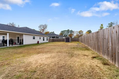 413 E Spruce Street Huntington TX 75949