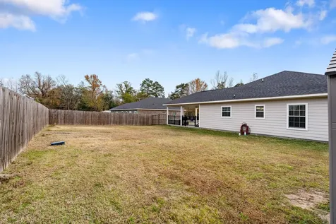 413 E Spruce Street Huntington TX 75949