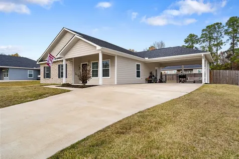413 E Spruce Street Huntington TX 75949