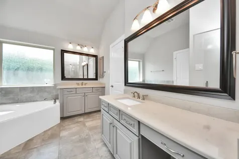 6243 Garden Lakes Lane Sugar Land TX 77479