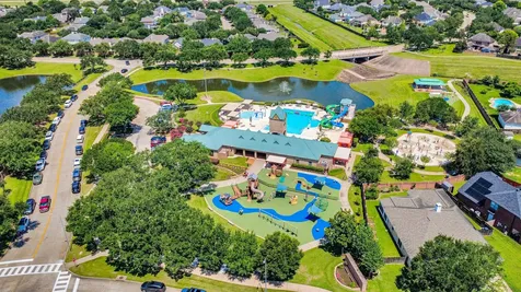 6243 Garden Lakes Lane Sugar Land TX 77479