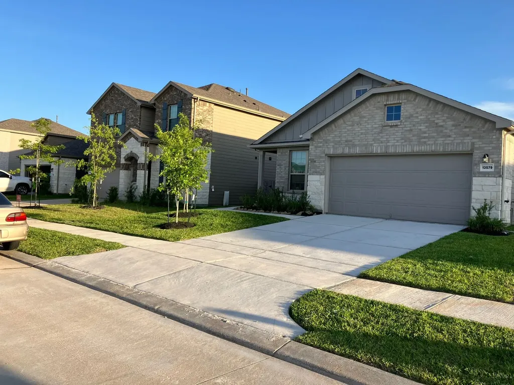 13579 Myrtle Gardens Boulevard Magnolia TX 77354