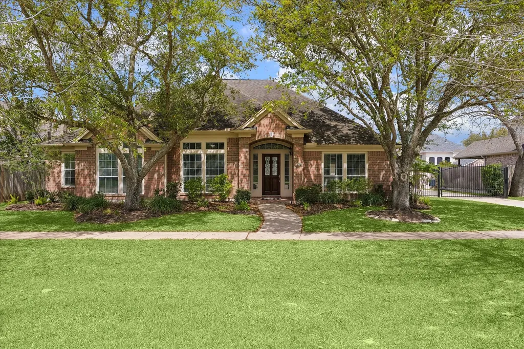 8911 S Fitzgerald Way Missouri City TX 77459