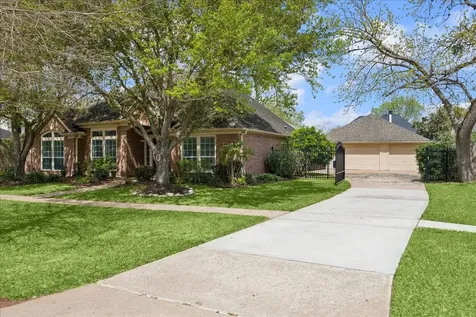 8911 S Fitzgerald Way Missouri City TX 77459