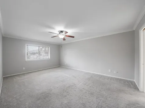 656 S Ripple Creek Drive 656 Houston TX 77057