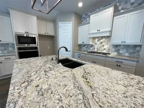12123 Woodnote Lane Humble TX 77346