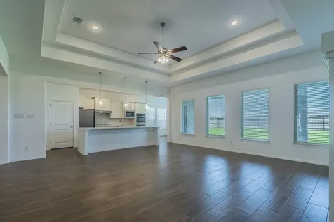 11903 Oakwood Drive Mont Belvieu TX 77535