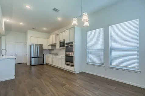 11903 Oakwood Drive Mont Belvieu TX 77535