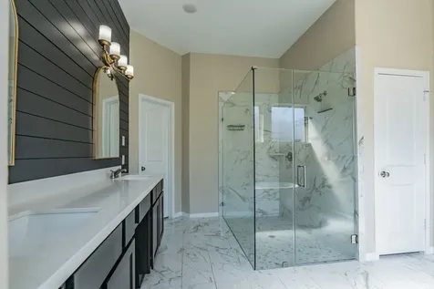 11903 Oakwood Drive Mont Belvieu TX 77535