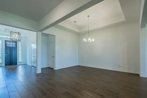 11903 Oakwood Drive Mont Belvieu TX 77535