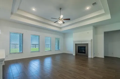 11903 Oakwood Drive Mont Belvieu TX 77535