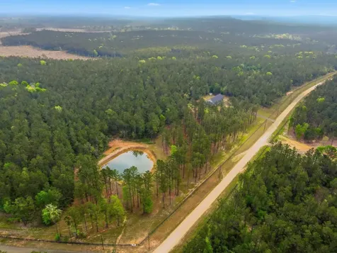 3143 County Road 4300 Woodville TX 75979