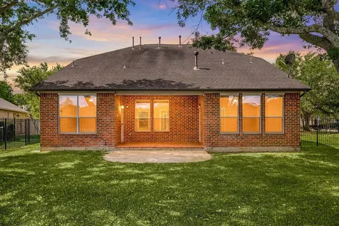 26018 S Lakefair Drive Richmond TX 77406