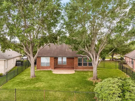 26018 S Lakefair Drive Richmond TX 77406