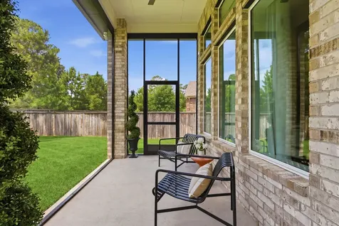 49 Snowdrop Lily Drive Tomball TX 77375