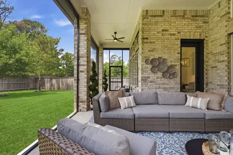 49 Snowdrop Lily Drive Tomball TX 77375