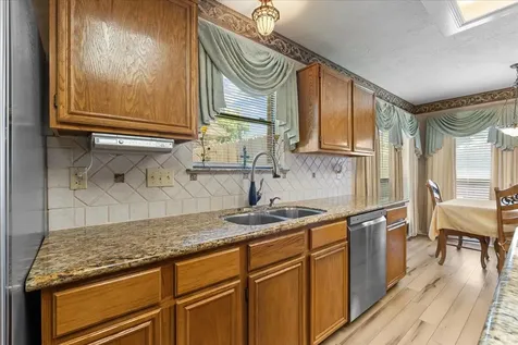 4402 Ireland Lane Pasadena TX 77505