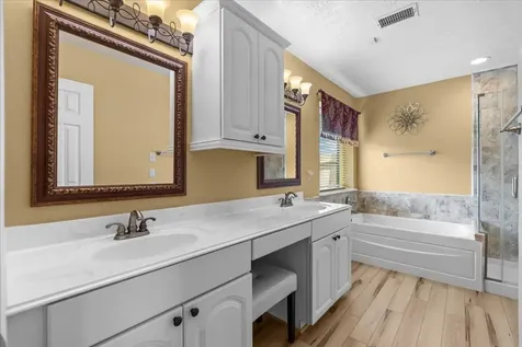 4402 Ireland Lane Pasadena TX 77505