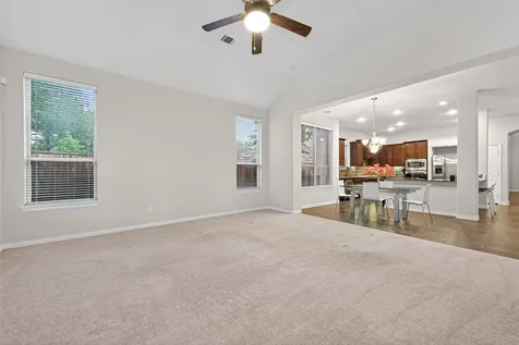179 N Vershire Circle Magnolia TX 77354