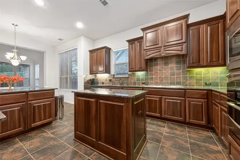 179 N Vershire Circle Magnolia TX 77354