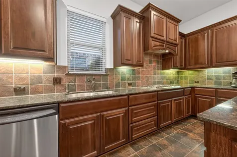 179 N Vershire Circle Magnolia TX 77354