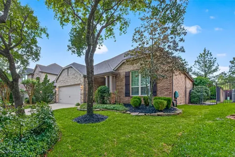 179 N Vershire Circle Magnolia TX 77354