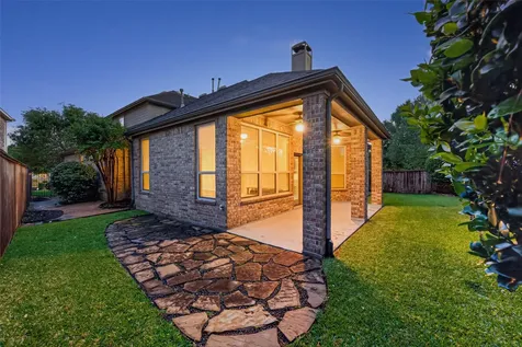 179 N Vershire Circle Magnolia TX 77354