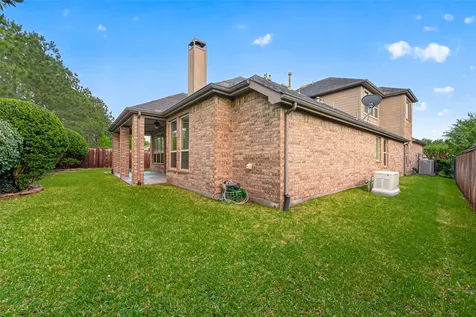179 N Vershire Circle Magnolia TX 77354