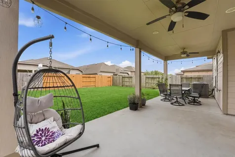 6718 Lindale Springs Lane Katy TX 77449