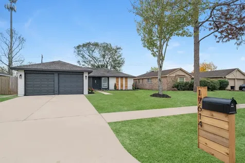 17614 Heritage Bay Drive Webster TX 77598