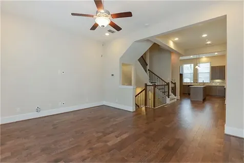 2112 Radcliffe Street Houston TX 77007