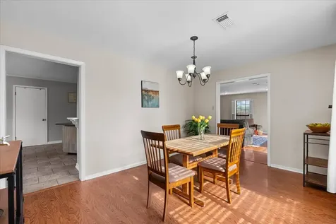 518 Seagrove Street La Porte TX 77571