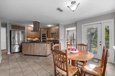 518 Seagrove Street La Porte TX 77571