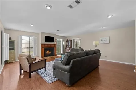 518 Seagrove Street La Porte TX 77571
