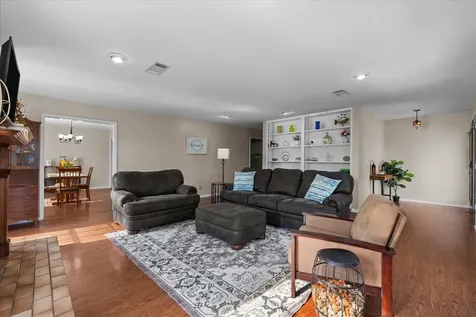 518 Seagrove Street La Porte TX 77571