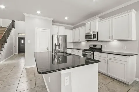 702 S Galley Drive Crosby TX 77532