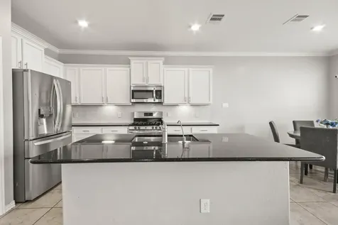 702 S Galley Drive Crosby TX 77532