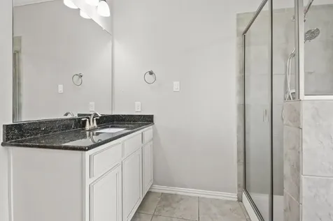 702 S Galley Drive Crosby TX 77532
