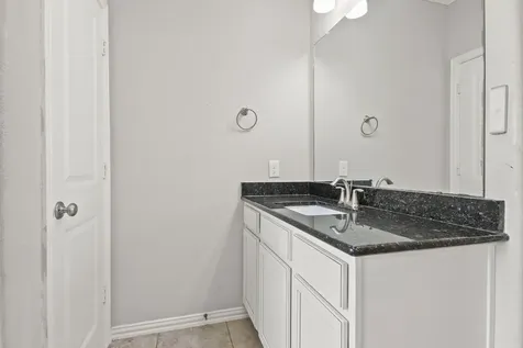 702 S Galley Drive Crosby TX 77532