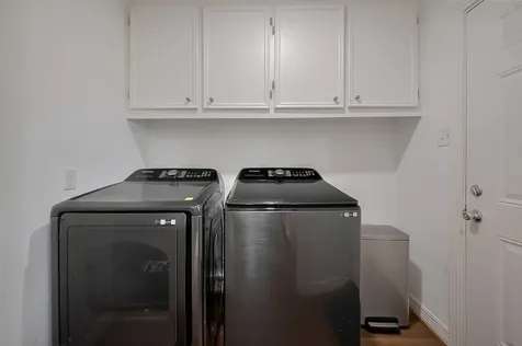 8057 Ridgeview Drive Houston TX 77055