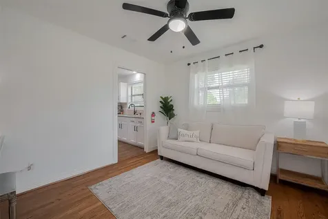 8057 Ridgeview Drive Houston TX 77055
