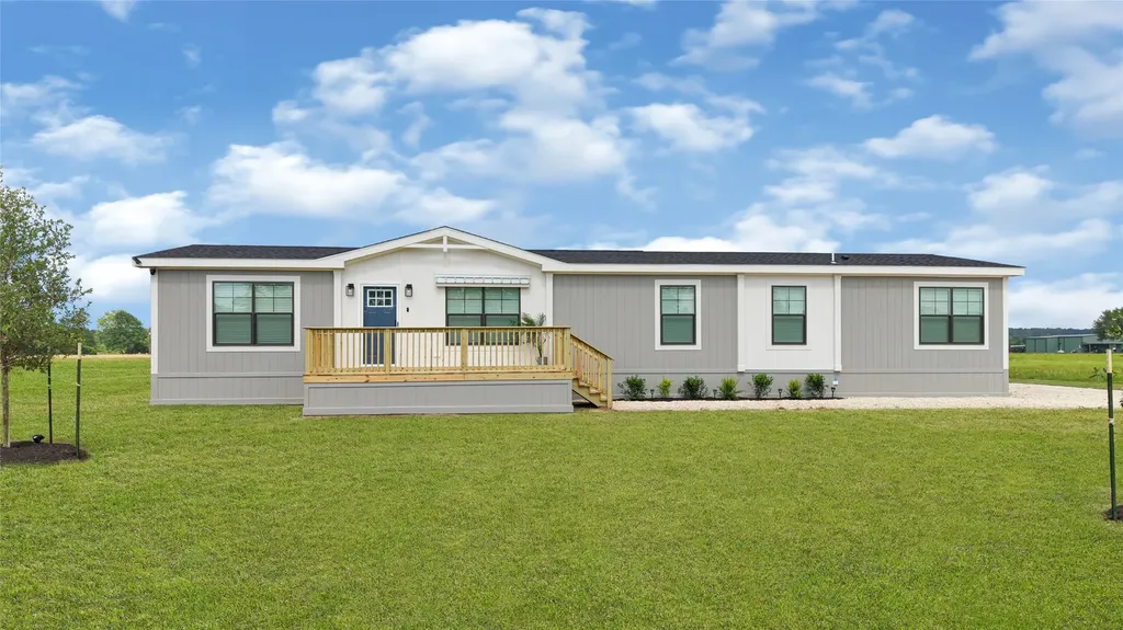 2564 County Road 2274 Cleveland TX 77327